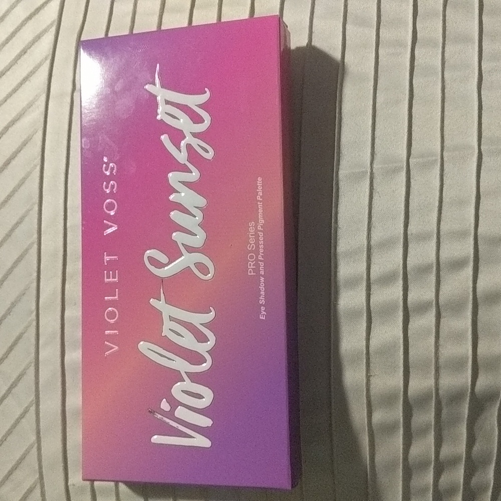 NWT Eyeshadow Palette